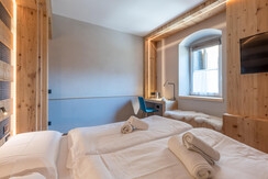 _DSC0563-2-HDR _DSC0563-2-HDR