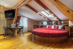 Suite 125A3532-HDR Suite 125A3532-HDR