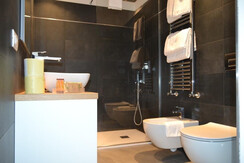 9148b5bb-6660-4298-9b13-a65403732f56