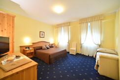 familiare1 familiare1