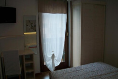 camera singola balcone