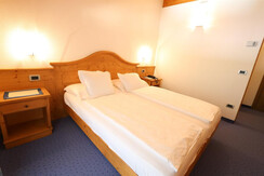 Camera Matrimoniale 2