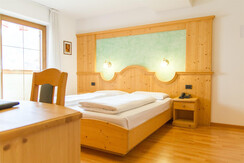 Camera comfort Hotel Genzianella Ziano di Fiemme T