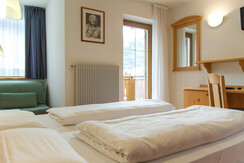 Camera comfort Hotel Genzianella Ziano di Fiemme T