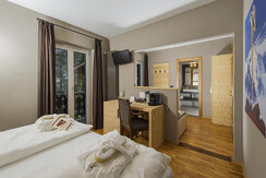 Camera 034 Camera 034