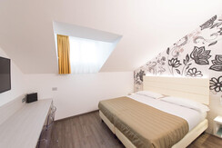 _SOX0573 (Large) _SOX0573 (Large)