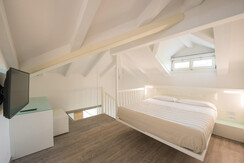 SOX_2228 (Large) SOX_2228 (Large)