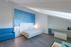 SOX_2246 (Large) SOX_2246 (Large)