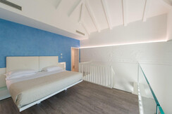 SOX_2290 (Large) SOX_2290 (Large)