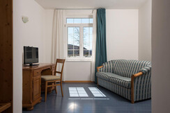 Hotel-Molveno-stanza junior suite vista lago (3) Hotel-Molveno-stanza junior suite vista lago (3)