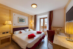 Family Dolomia Family Dolomia