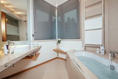 bagno deluxe natural deluxe-min (1) bagno deluxe natural deluxe-min (1)