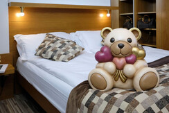 HOLIDAY_MOUNTAIN_BOUTIQUE_013