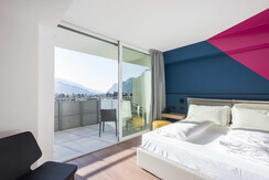 DSC_9799-1-min DSC_9799-1-min