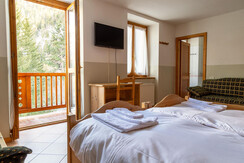 aurora-hotel-pejo-salesiani-camere