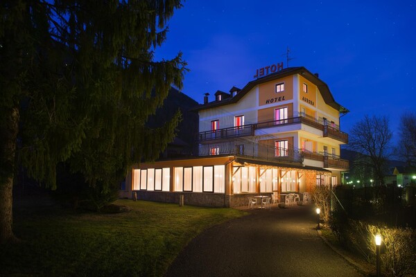 Hotel_aurora_monclassico