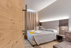 IMG_5941_2_3_4_5pmx IMG_5941_2_3_4_5pmx