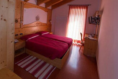 Chelt Superior 2 Hotel Bezzi