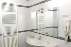 BAGNO DUE  BAGNO DUE