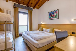 CAMERA CON CASTELLO I CAMERA CON CASTELLO I