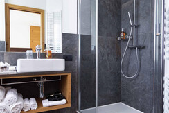 family-suite-005-f979857a24819ecb33bb97259cfc8d3d family-suite-005-f979857a24819ecb33bb97259cfc8d3d