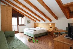 Junior Suite Dolomiti mansarda Hotel Eden Andalo Junior Suite Dolomiti mansarda Hotel Eden Andalo