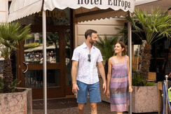 6G1A1931-243 800 x 600