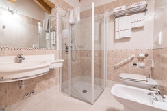 Camera quadrupla - Family Room