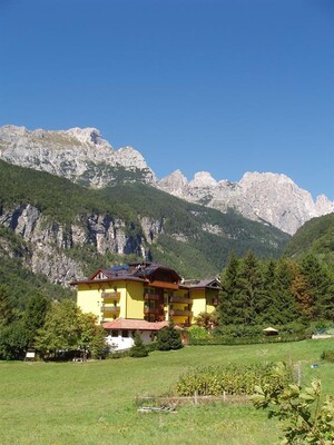 Hotel Gloria estate