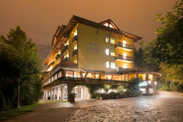 Hotel Gloria inverno 03