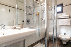 Hotel Isolabella Art Room