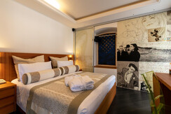 Hotel Isolabella Art Room