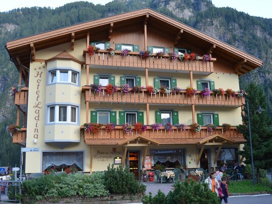 Hotel Ladina - Campitello di Fassa - Fassatal | © Hotel Ladina