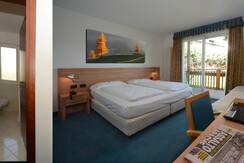 tripla plus 4 tripla plus 4