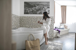 suiteroomlunabiancahotel suiteroomlunabiancahotel