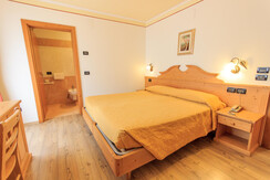 Majorka-8731 Majorka-8731