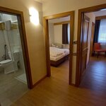  Фото Family Room (3 People)