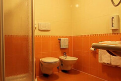Hotel Primula - Camera doppia Comfort - bagno