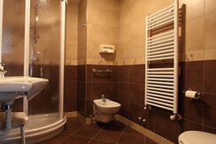 Hotel Primula - Comfort double room - Bathroom