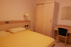 app trilocale hotel camera ...