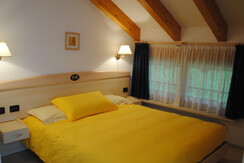 camera quadrilocale hotel .