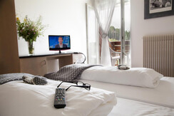 stanza matrimoniale con balcone2 stanza matrimoniale con balcone2