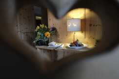 Panorama Lagorai vista attraverso cuore Panorama Lagorai vista attraverso cuore