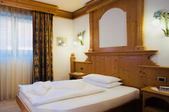 Camera Mica Camera Mica