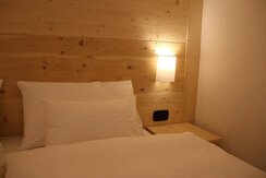 La-Lum-de-Roisc_Camera doppia_3