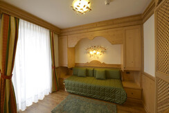 Hotel_La_Torretta_Tonale_junior_suite_romantic Hotel_La_Torretta_Tonale_junior_suite_romantic