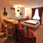  Photo of Triple room, separate toilet and shower/bathtub