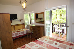 room east side, 2nd fllor b room east side, 2nd fllor b