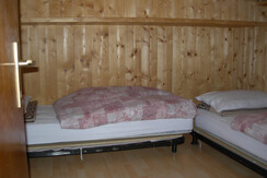 8 CAM CON LETTI BASSI