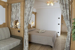 Superior-balcone-04 Superior-balcone-04